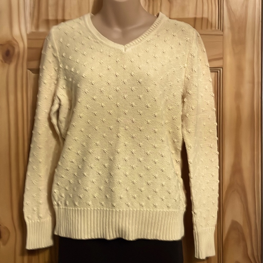Studio works pullover v neck cotton sweater.